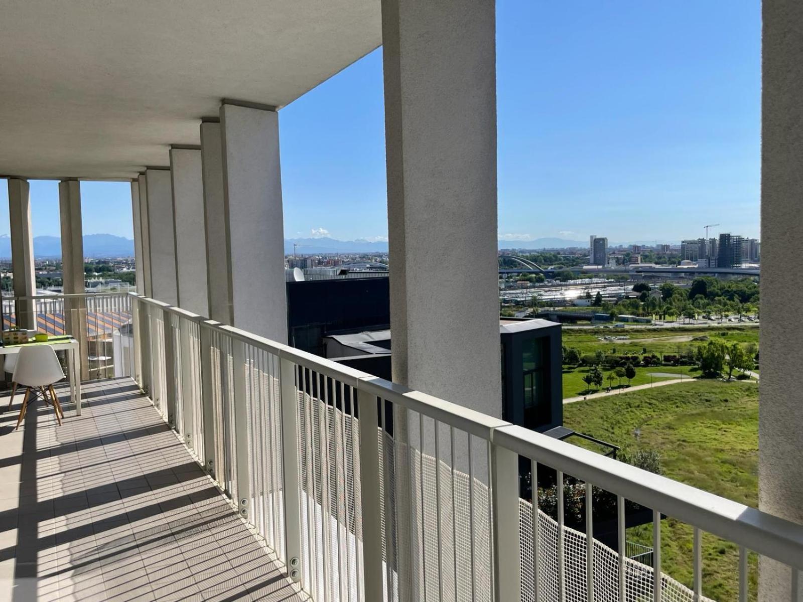 Mpm- Merlata Bloom Apartment Pero Exteriör bild